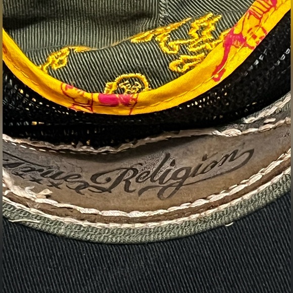 Vintage True Religion Distressed Embroidered Horseshoe Logo Cap Rare - Picture 6 of 10